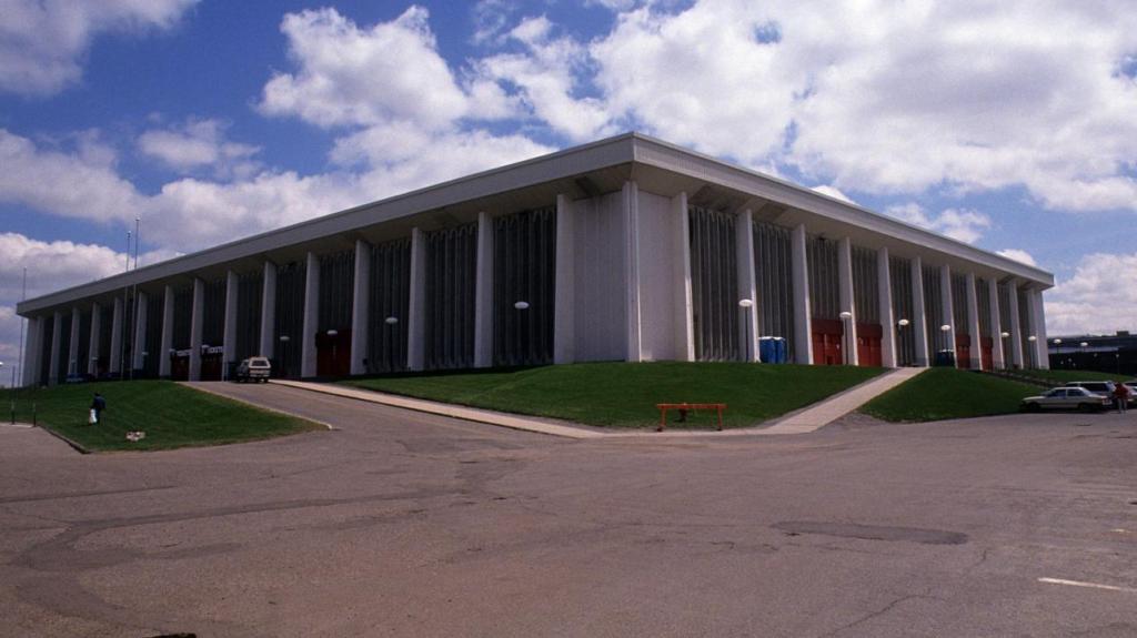 The Met Center